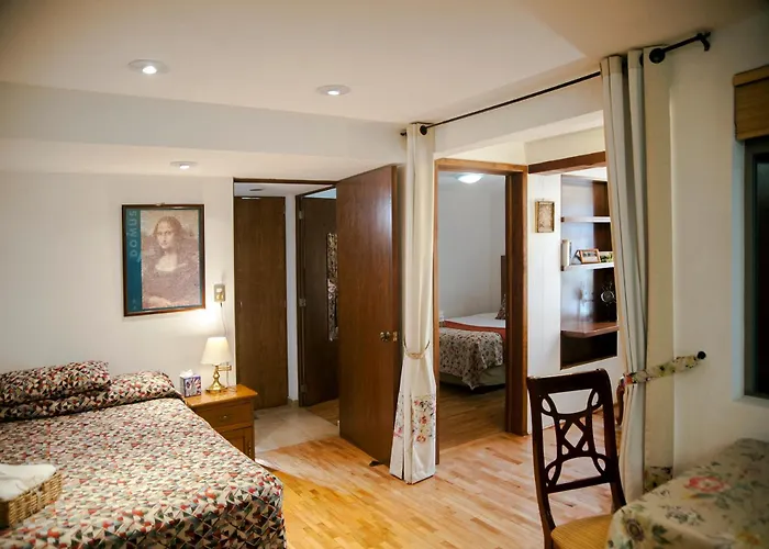 Del Carmen, Coyoacán Hotel 3*