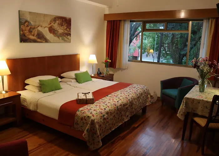 Del Carmen, Coyoacán Hotel